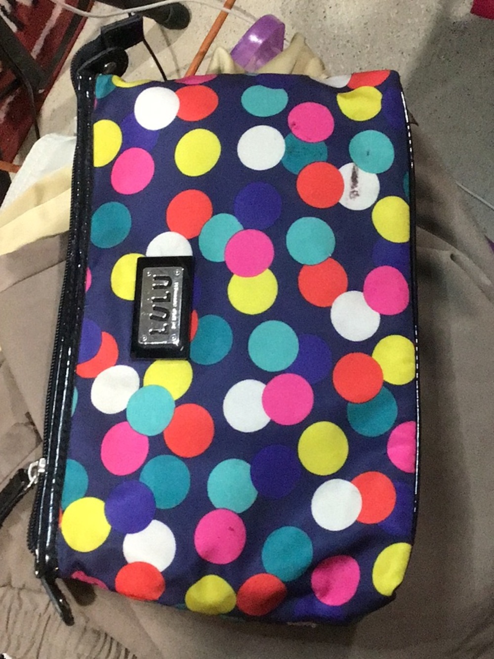 Lulu Bag And Jeffery Star Make Up
